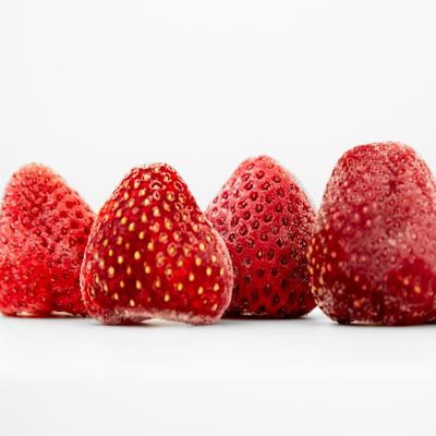 Strawberry — Whole dried strawberries
